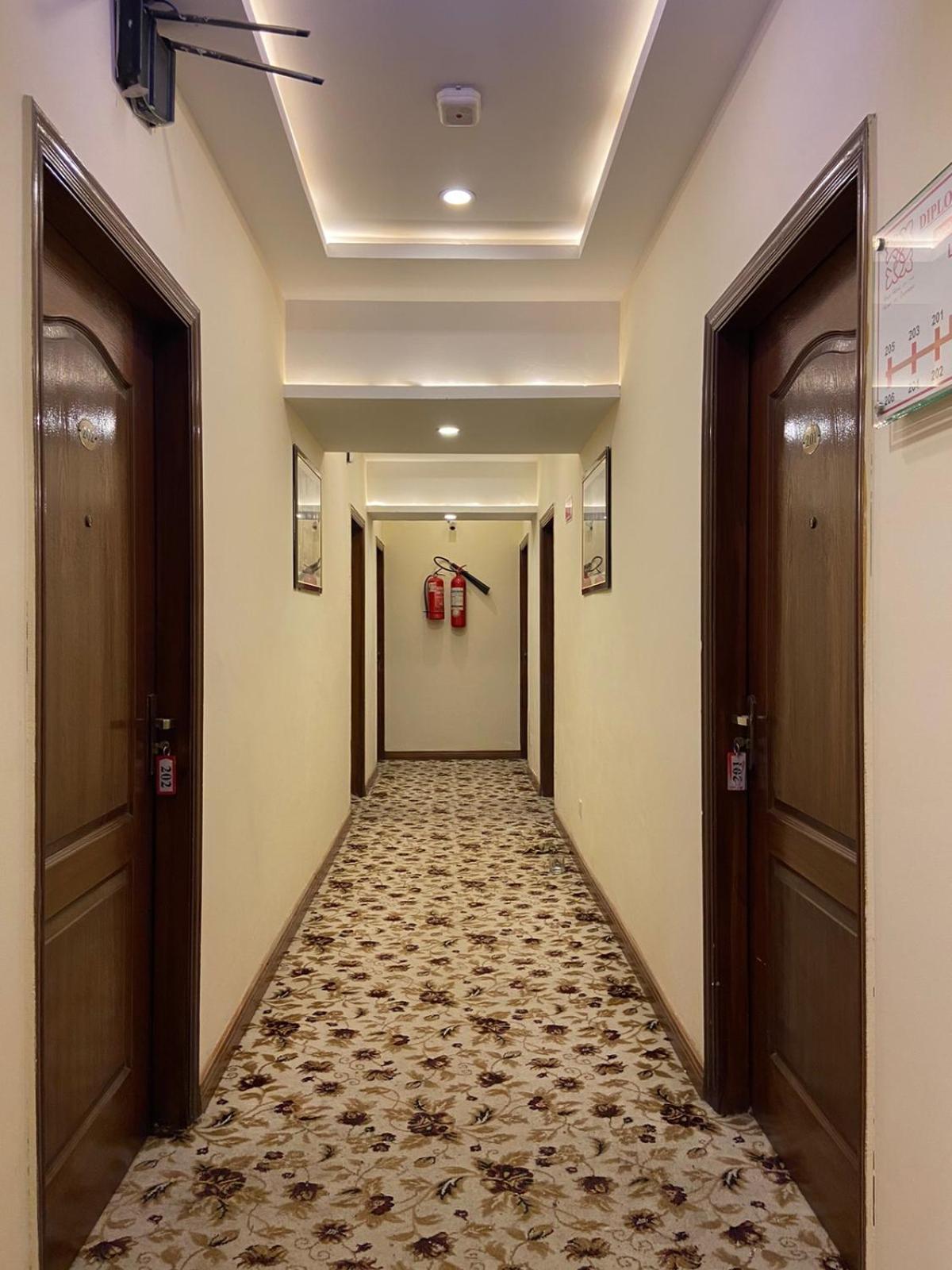 Diplomat Hotel Islamabad Bagian luar foto