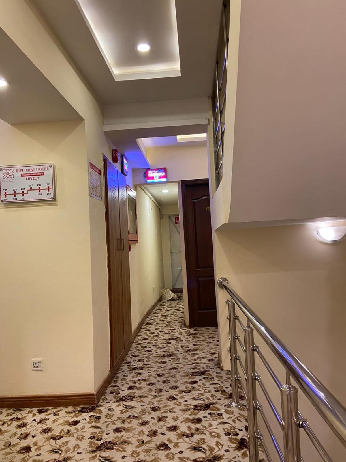 Diplomat Hotel Islamabad Bagian luar foto