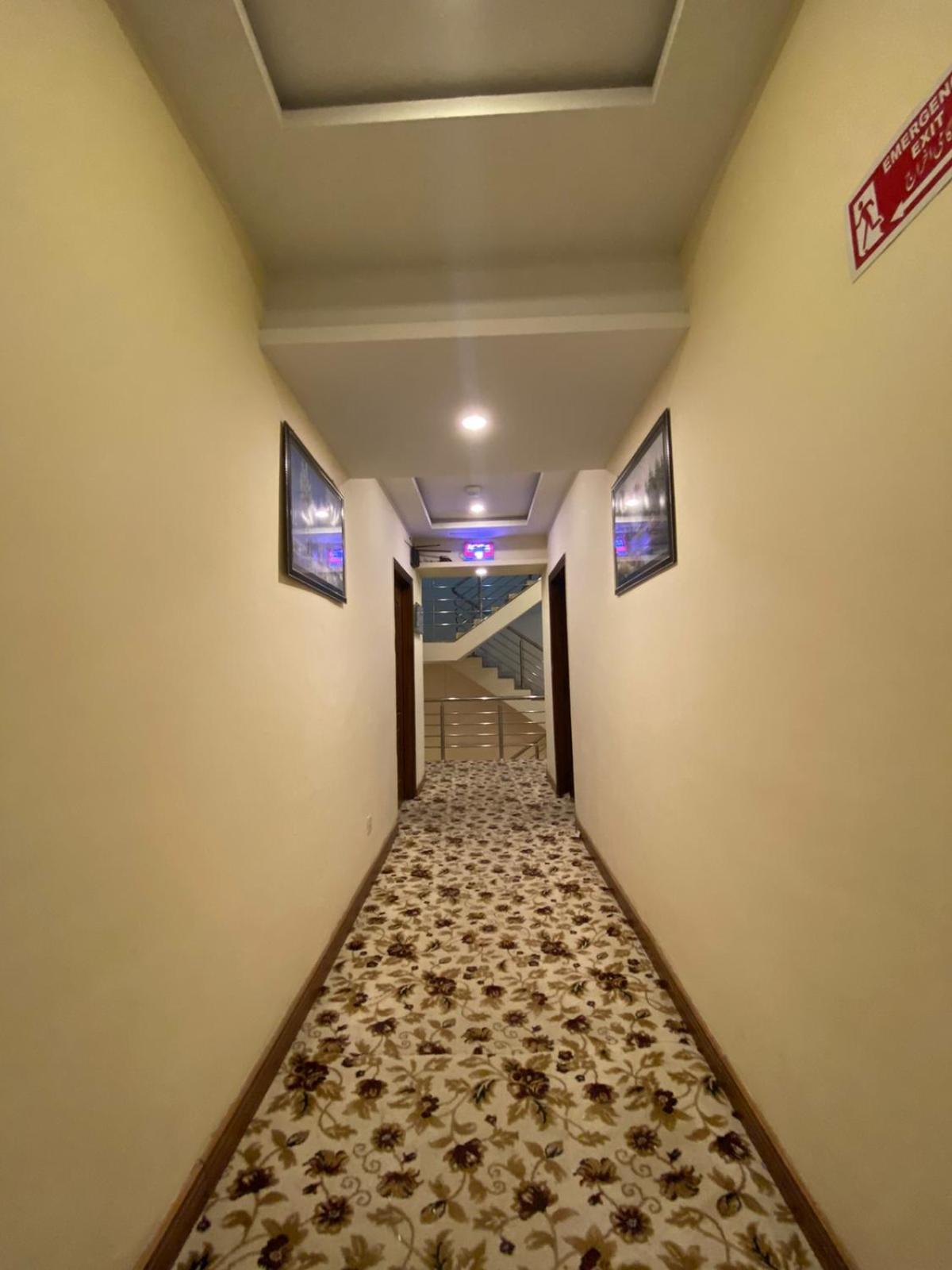 Diplomat Hotel Islamabad Bagian luar foto